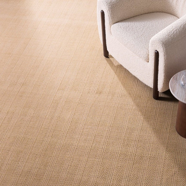 Safavieh Mirage Beige Area Rug Soft Neutral Pile for Living Room or Bedroom Decor MIR686B-9