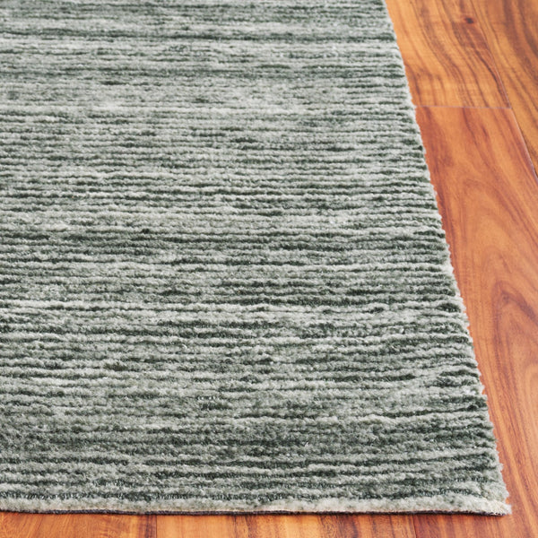Safavieh Mirage Hand-tufted Runner Rug: Luxurious Eco-friendly Design With Plush Comfort For Any Space Green Pet Yarn Pile Mir757y-5