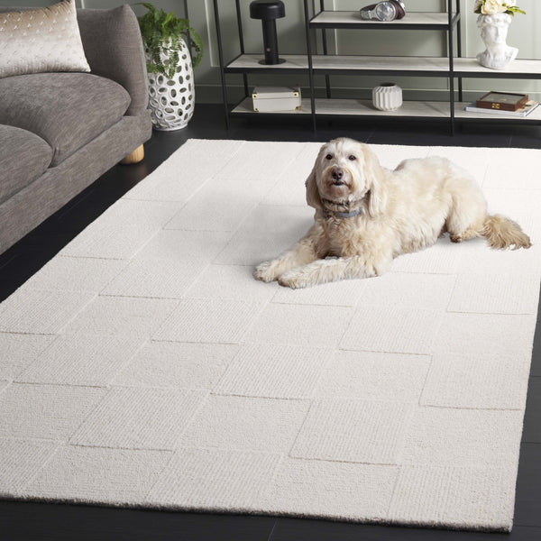 Safavieh Mykonos Hand-tufted Area Rug - Elegant Wool & Cotton Blend For A Luxurious Touch In Any Space Ivory 85% Wool,15% Cotton Mkn105a-6r