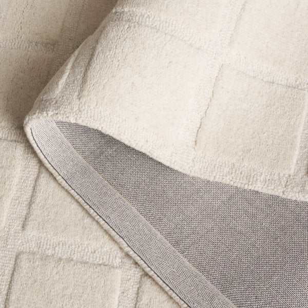 Safavieh Mykonos Hand-tufted Area Rug - Luxurious Wool Blend With Geometric Pattern For Elegant Home Decor Ivory 80% Wool 10% Cotton Mkn301a-6