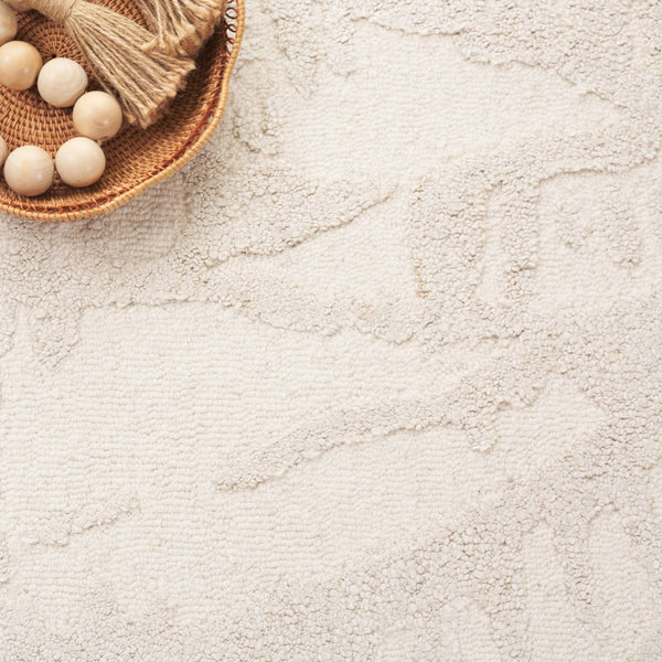 Safavieh Mykonos Hand-tufted Area Rug - Modern Design, Luxurious Wool & Bamboo Silk Blend For Elegant Spaces Ivory ,Beige 55% Wool,45% Bamboo Silk Mkn407a-6