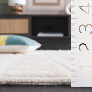 Safavieh Mykonos Elegant Hand-tufted Wool Runner Rug For Hallways - Luxurious Modern Design For Any Space Ivory Wool Pile Mkn409a-5