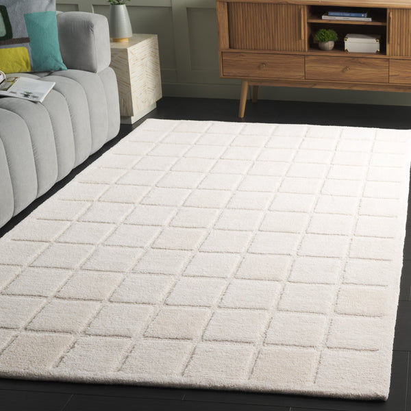 Safavieh Mykonos Hand-tufted Wool Runner Rug - Luxurious Modern Design With Elegant Texture For Home Decor Ivory Wool Pile Mkn410a-5