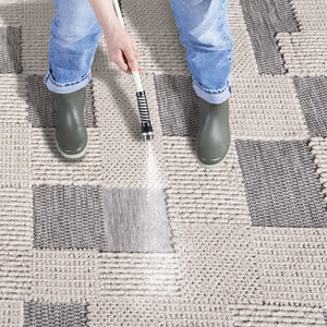 Safavieh Milos Indoor/Outdoor Area Rug - Elegant Geometric Design, Durable, Eco-friendly, Easy To Clean Beige ,Grey Polypropylene Mlo108a-9