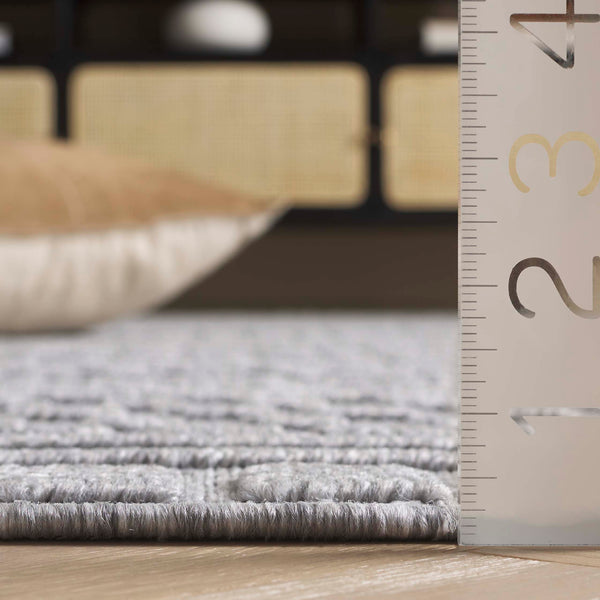 Safavieh Milos Elegant Power-loomed Indoor/Outdoor Rug With Geometric Patterns For Timeless Home Décor Grey Polypropylene Mlo110f-8