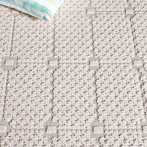 Safavieh Milos Elegant Geometric Rug - Timeless Design, Durable Construction, Perfect For Indoor & Outdoor Spaces Beige Polypropylene Mlo112b-7r