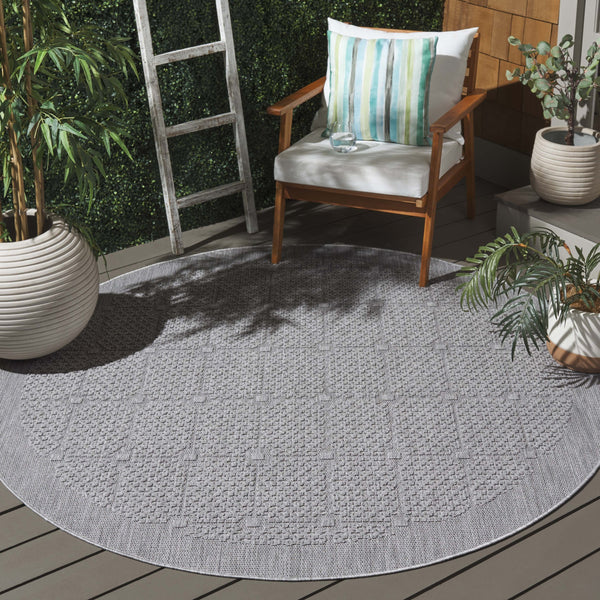 Safavieh Milos Elegant Geometric Rug - Timeless Design, Durable Construction, Perfect For Indoor & Outdoor Spaces Grey Polypropylene Mlo112f-5