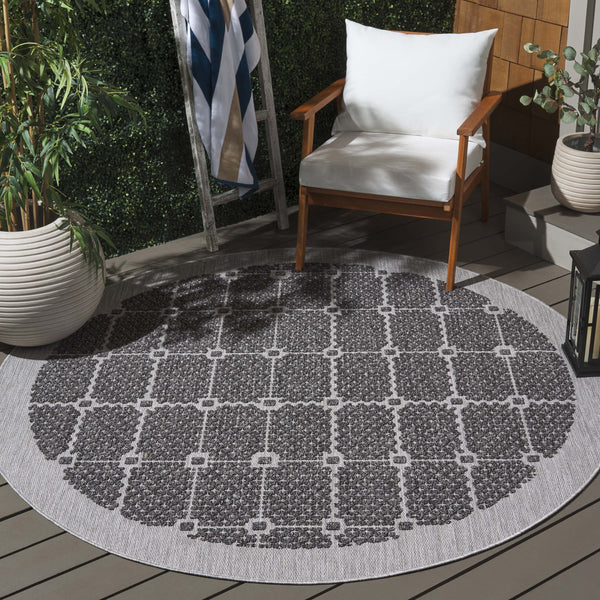 Safavieh Milos Elegant Geometric Rug - Timeless Design, Durable Construction, Perfect For Indoor & Outdoor Spaces Charcoal Polypropylene Mlo112h-7r