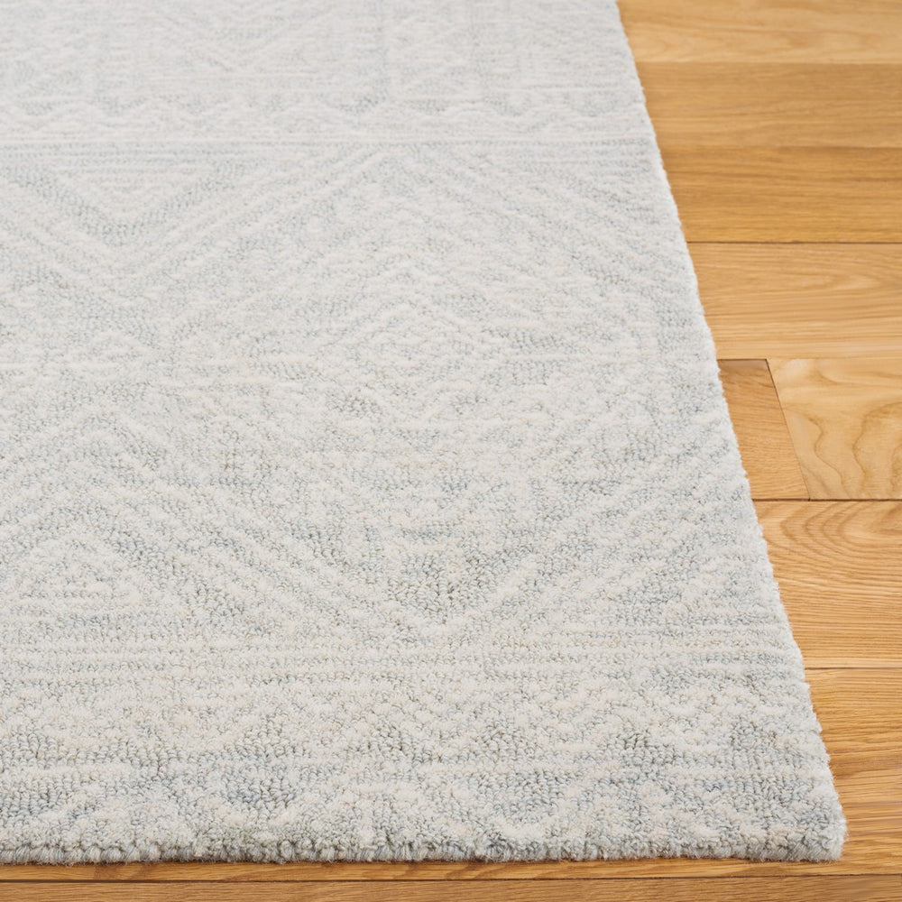 Safavieh Micro-Loop 426 Tufted 80% Wool 20% Cotton Traditional Rug Light Grey / Ivory MLP426F-8