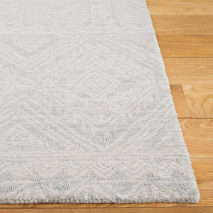 Safavieh Micro-Loop 426 Tufted 80% Wool 20% Cotton Traditional Rug Light Grey / Ivory MLP426F-8