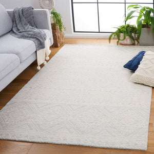 Safavieh Micro-Loop 426 Tufted 80% Wool 20% Cotton Traditional Rug Light Grey / Ivory MLP426F-8
