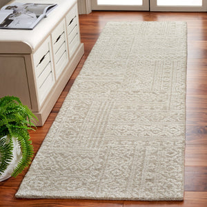 Safavieh Micro-Loop 427 Tufted 80% Wool 20% Cotton Traditional Rug Beige / Ivory MLP427B-8