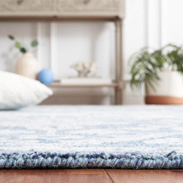 Safavieh Micro-Loop 428 Tufted 80% Wool 20% Cotton Traditional Rug Blue / Ivory MLP428M-8
