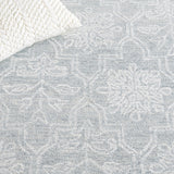 Safavieh Micro-Loop 429 Tufted 80% Wool 20% Cotton Traditional Rug Light Grey / Ivory MLP429F-8
