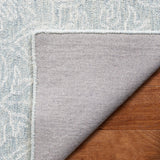 Safavieh Micro-Loop 429 Tufted 80% Wool 20% Cotton Traditional Rug Light Grey / Ivory MLP429F-8