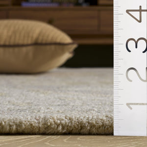 Safavieh Micro Loop Hand Tufted Wool Cotton Round Area Rug Neutral Ivory Beige Living Room 6' x 8' Oval MLP503B-68OV