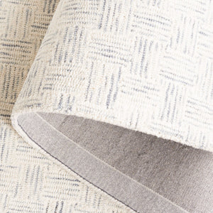 Safavieh Micro-Loop 537 Hand Tufted Modern Rug Ivory / Grey MLP537A-8