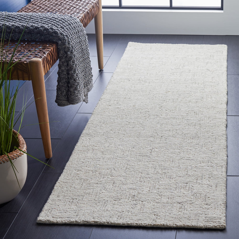 Safavieh Micro-Loop Hand-Tufted Wool Cotton Rug In Light Grey Ivory – Low Pile, Geometric Modern Design Durable Backing 6'-0" x 8'-0" MLP537F-68