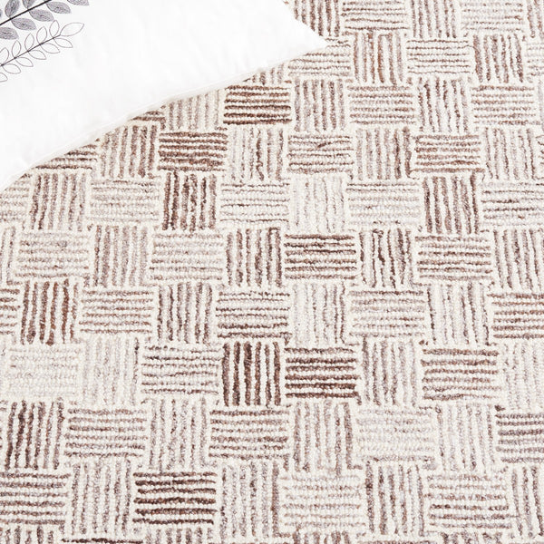 Safavieh Micro-Loop 537 Hand Tufted Modern Rug Brown / Ivory MLP537T-8