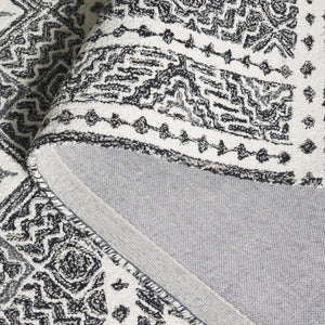 Safavieh Micro-loop Hand-tufted Rug In Elegant Grey And Ivory – Timeless Artistry For Any Home Decor Style Black ,Ivory 80% Wool And 20% Cotton Mlp803z-5sq