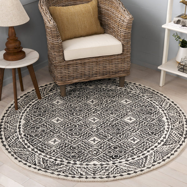 Safavieh Micro-loop Hand-tufted Rug In Elegant Grey And Ivory – Timeless Artistry For Any Home Decor Style Black ,Ivory 80% Wool And 20% Cotton Mlp803z-5sq