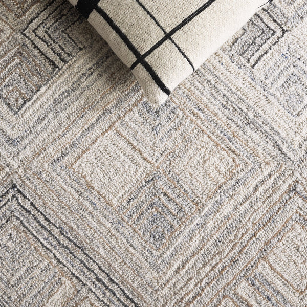 Safavieh Micro-loop Modern Runner Area Rug: Hand-tufted Wool With Geometric Patterns For Elegant Spaces Natural ,Grey Wool Pile Mlp957f-5