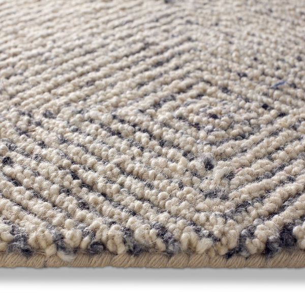 Jaipur Living Traditions Made Modern Tufted Exhibition Mmt19 Tufted Handmade 100% Wool Lines Tribal Indoor Rug White, Dark Gray 100% Wool, 100% Cotton Rug158248