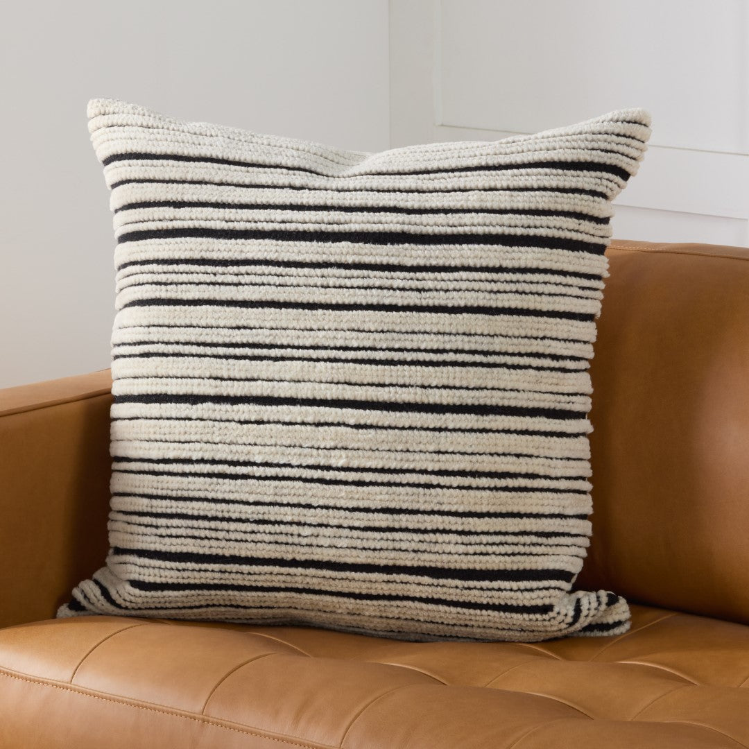 Montane Dayton Global Handmade Wool Indoor Pillow - Thumbnail 4