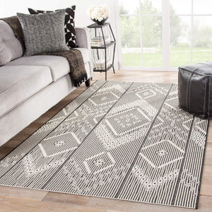 Jaipur Living Jaipur Living Shiloh Tribal Diamond Flatweave Polypropylene Rug for Patio Entryway Dark Gray 5'3"X7'6" RUG143356