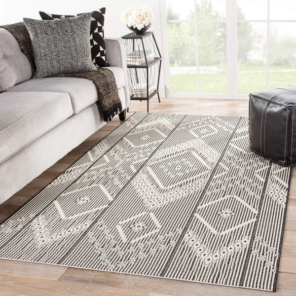 Jaipur Living Jaipur Living Shiloh Tribal Diamond Flatweave Polypropylene Rug for Patio Entryway Dark Gray 5'3"X7'6" RUG143356