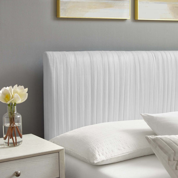 Modway Furniture Peyton Vintage-Modern Full Platform Bed in Luxe Performance Velvet with Glam Channel Tufting Design MOD-6868-WHI