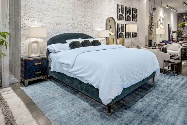 Lh Imports Moxie King Bed - Luxurious Mid-century Modern Design With Brass Accents And Eco-friendly Velvet Fabric Blue Pine Wood,Plywood,Birch Wood ,Pu Foam,100% Polyester Recycled Fabric,Brass Metal Cup Mox001qs
