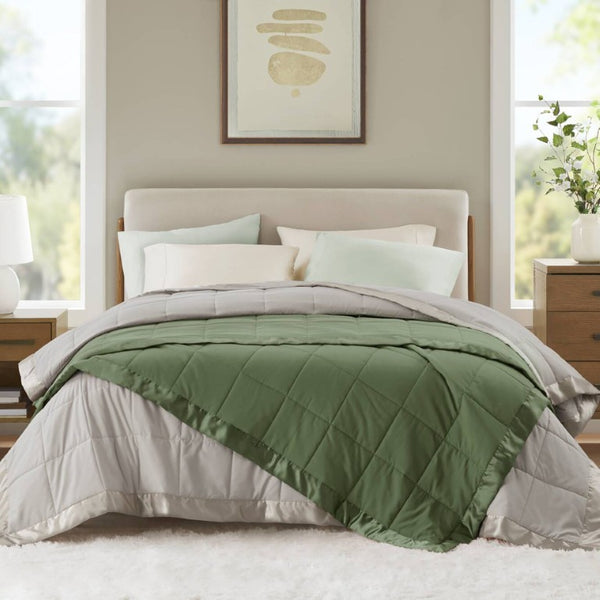 JLA Home Windom Box Quilted Hypoallergenic Microfiber Blanket with Satin Trim for All Seasons Green 108 W x 90 L MP51-8648