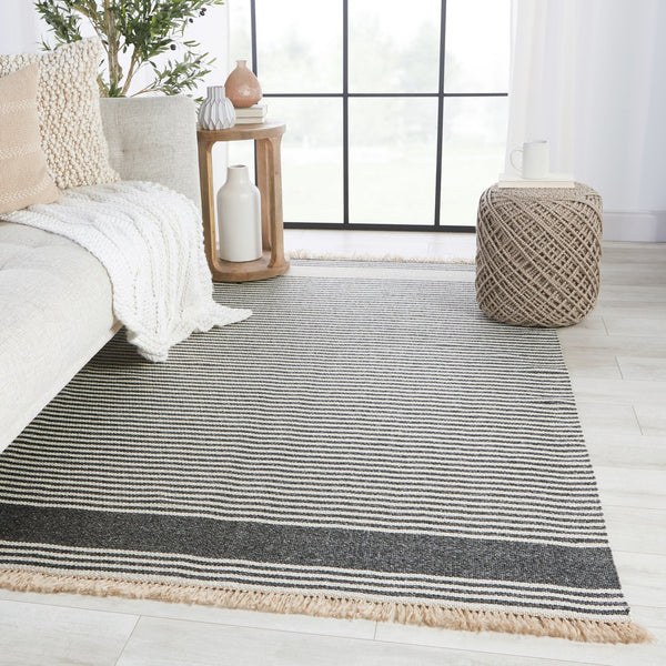 Jaipur Living Morro Bay Strand Mrb01 Handwoven Handmade 100% Polypropylene Lines Stripes Outdoor Rug Black, Beige 100% Polypropylene Rug150102