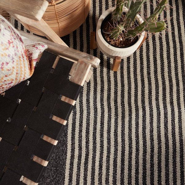Jaipur Living Morro Bay Strand Mrb01 Handwoven Handmade 100% Polypropylene Lines Stripes Outdoor Rug Black, Beige 100% Polypropylene Rug150102