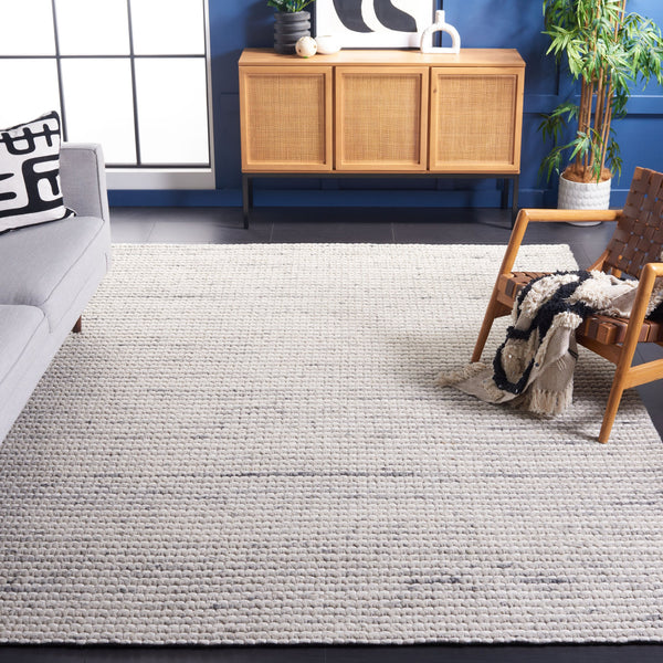 Safavieh Marbella Hand Woven Wool Area Rug - Timeless Elegance With Artisanal Charm For Your Home Decor Grey ,Ivory Wool Mrb205f-5