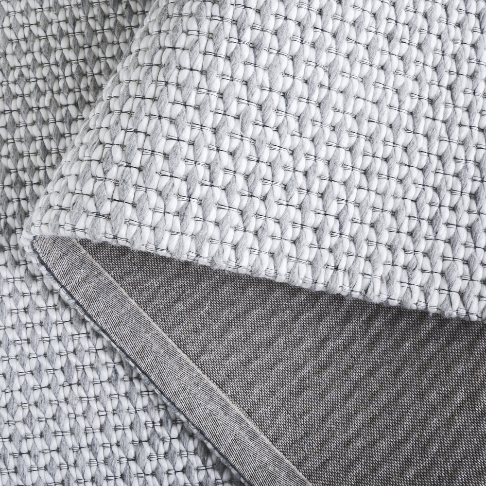 Safavieh Marbella Handwoven Silver Ivory Rug — Scandinavian Minimalist Low-Pile 5X8 Durable Artisanal Craft 5'-0" x 8'-0" MRB301G-5