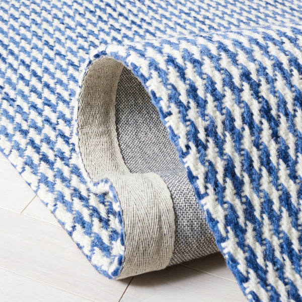 Safavieh Marbella Hand-woven Area Rug: Timeless Grey And Ivory Elegance For Luxurious Living Spaces Navy ,Ivory Wool And Cotton Mrb319n-9