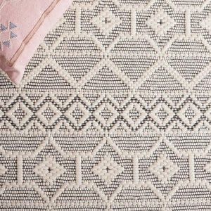 Safavieh Marbella 453 MRB453 Handloomed  Rug Grey / Ivory MRB453F-6