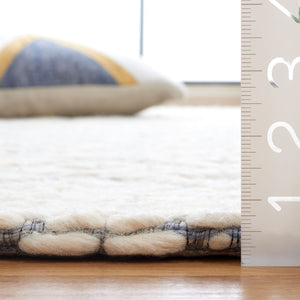 Safavieh Marbella 455 MRB455 Handloomed  Rug Blue / Ivory MRB455M-6