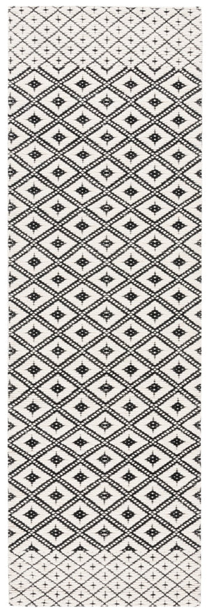 Safavieh Marbella 455 Handloomed  Rug Black / Ivory 2'-6" x 8'