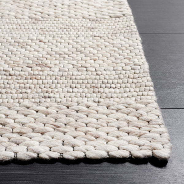 Safavieh Marbella Modern Area Rug - Hand-loomed Elegance With Soft Wool & Durable Nylon For Timeless Style Beige 60% Wool,20% Nylon,And 20% Cotton Mrb556b-5sq