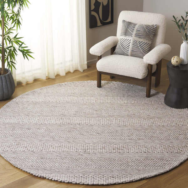 Safavieh Marbella Hand‑Loomed Beige Accent Rug 24X36 Small Wool Blend Entryway Runner With Subtle Geometric Texture 2'-3" x 5'-0" MRB556B-25