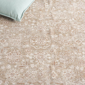 Safavieh Marigold Exquisite Turkish Area Rug With Timeless Elegance, Plush Comfort & Classic Floral Motifs Light Green ,Grey Polyester Mrg134y-10