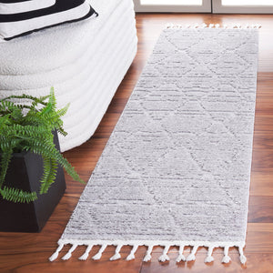 Safavieh Marrakesh Luxurious Tassel Area Rug In Elegant Beige For A Chic Home Décor Upgrade Grey Polyester Mrk517f-7r