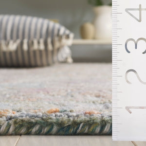 Safavieh Marquee Elegant Area Rug In Timeless Design - Hand Tufted Comfort For Cozy Living Spaces Green ,Ivory Polyester Pile Mrq103y-4