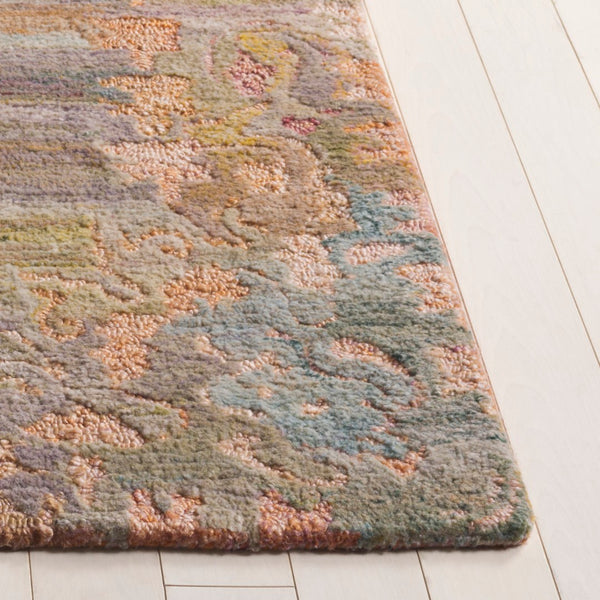 Safavieh Marquee Hand-tufted Area Rug - Elegant Traditional Design, Soft Polyester Pile, Timeless Charm Rust ,Green Polyester Pile Mrq105p-4