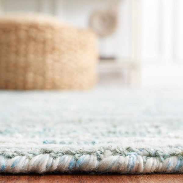 Safavieh Marquee 106 Hand Tufted Polyester Pile Transitional Rug Turquoise / Grey MRQ106K-8