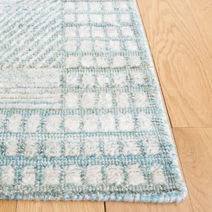 Safavieh Marquee 107 Hand Tufted Polyester Pile Transitional Rug Turquoise / Grey MRQ107K-8