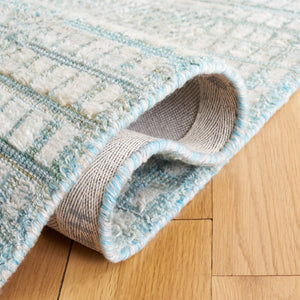 Safavieh Marquee 107 Hand Tufted Polyester Pile Transitional Rug Turquoise / Grey MRQ107K-8